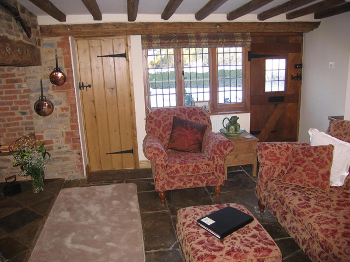 Harpe Cottage Wilmcote Exterior photo